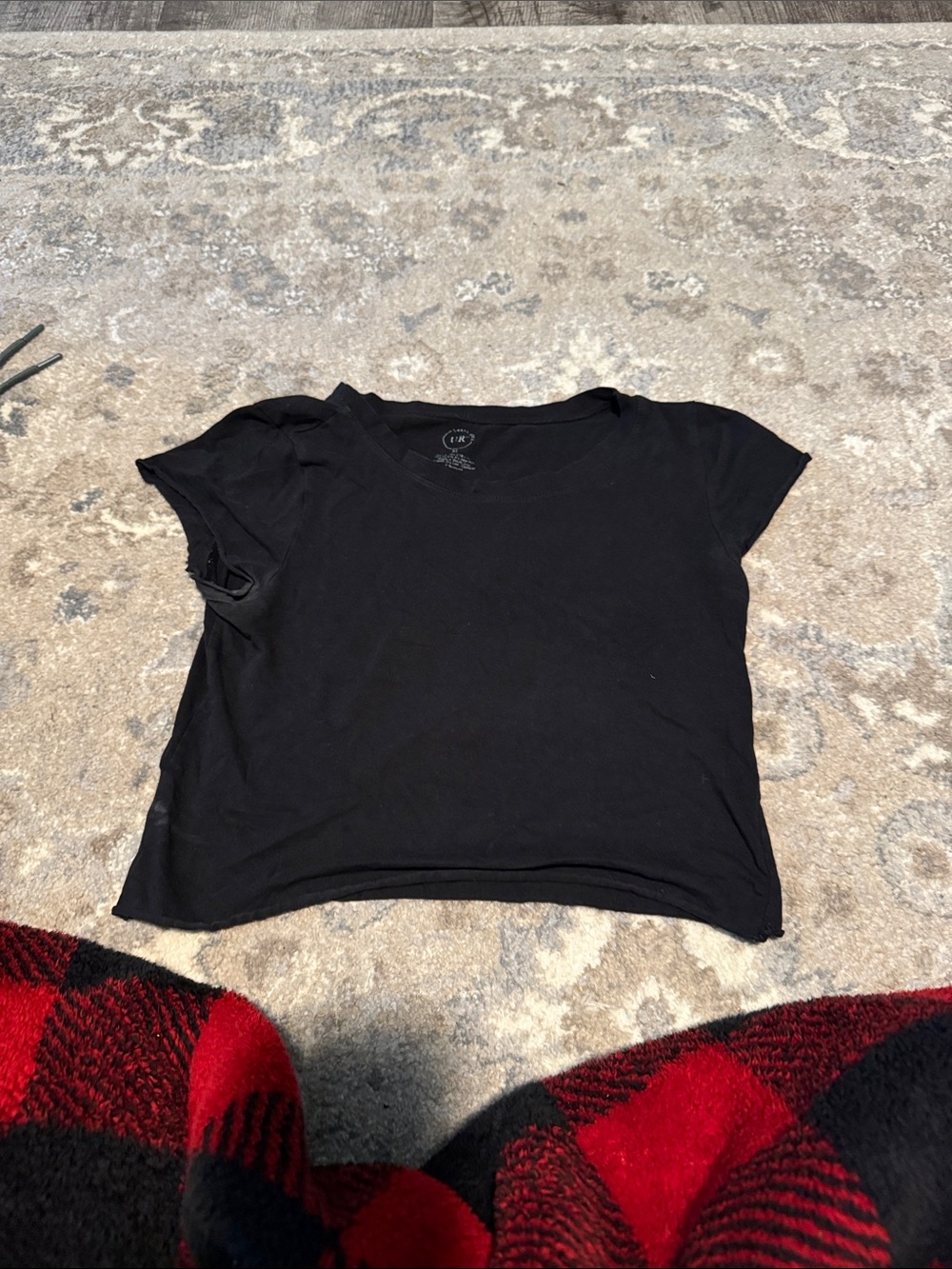Black Cropped Tee โ Women's Classic Short Sleeve